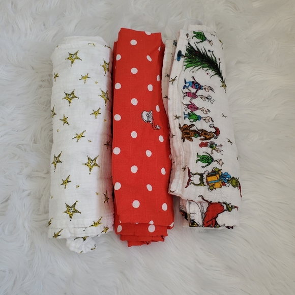 Pottery Barn Other - Grinch Baby Swaddle Blankets